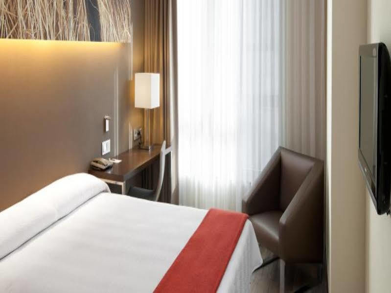 Hotel Nh Diagonal Center